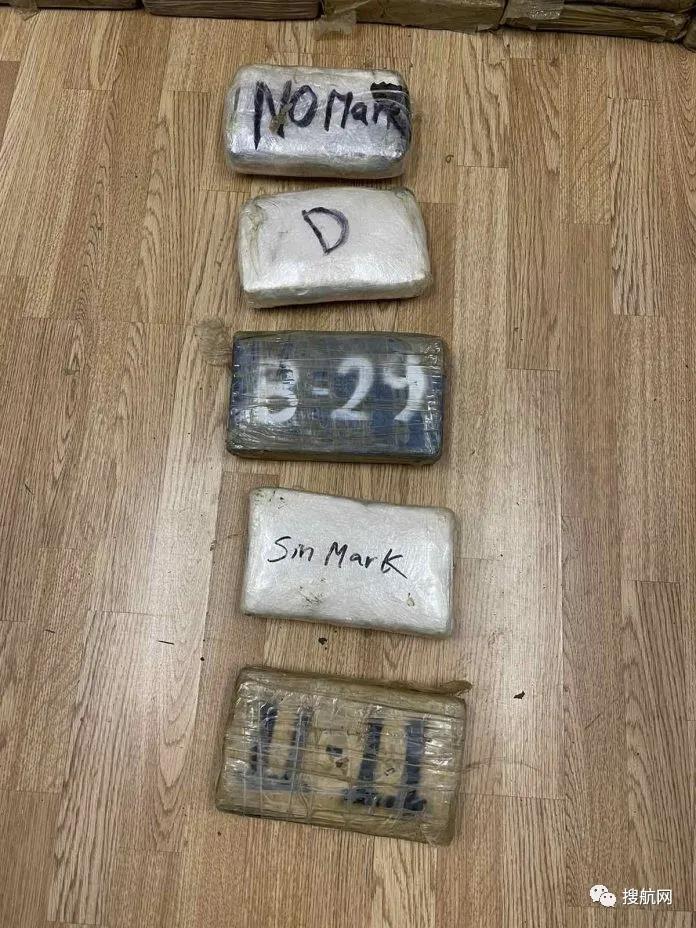 為蒙混過關(guān)，4000萬美元的毒品喬裝成黑木炭混進集裝箱！