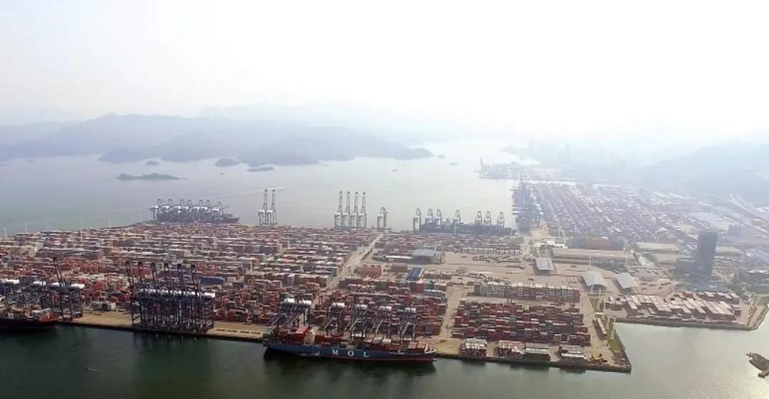 擁堵已致空白航班上漲300%，周邊港口延誤增加；運費繼續(xù)飆升