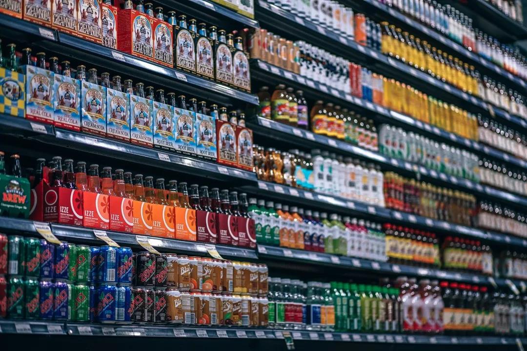 美元下跌，食品、家居用品、原材料等都在大漲價！美國通脹將大幅上漲