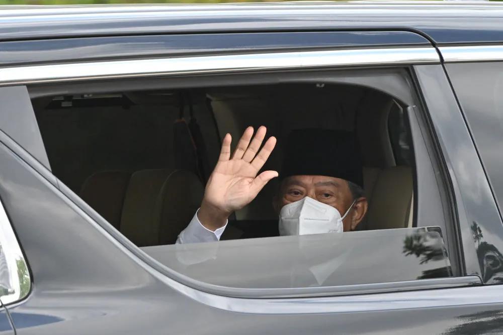 單日確診近2萬(wàn)人！關(guān)閉工廠，總理突然宣布辭職！出口該國(guó)大預(yù)警！