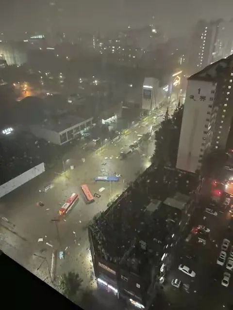 突發(fā)！美國(guó)前總統(tǒng)特朗普出事