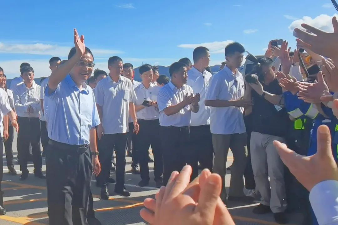 李克強考察鹽田港:打造更高水平國際集裝箱干線港
