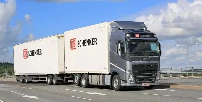 滿是錯誤的海關(guān)文件造成重大延誤，DB Schenker暫停至英國的貨運服務(wù)