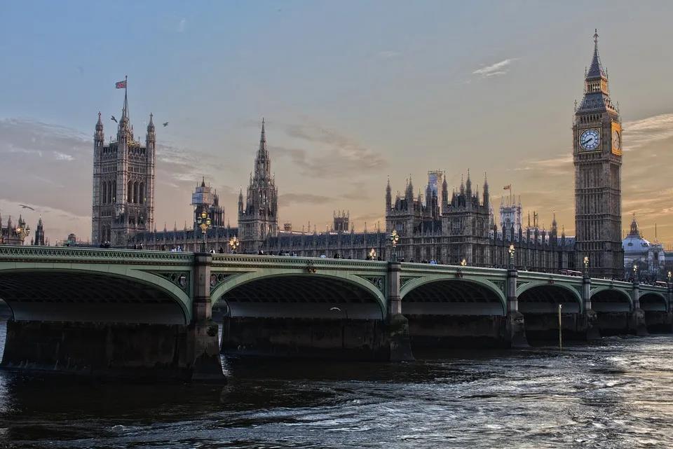 英國脫歐后，英吉利海峽兩岸貨運(yùn)面臨新挑戰(zhàn)