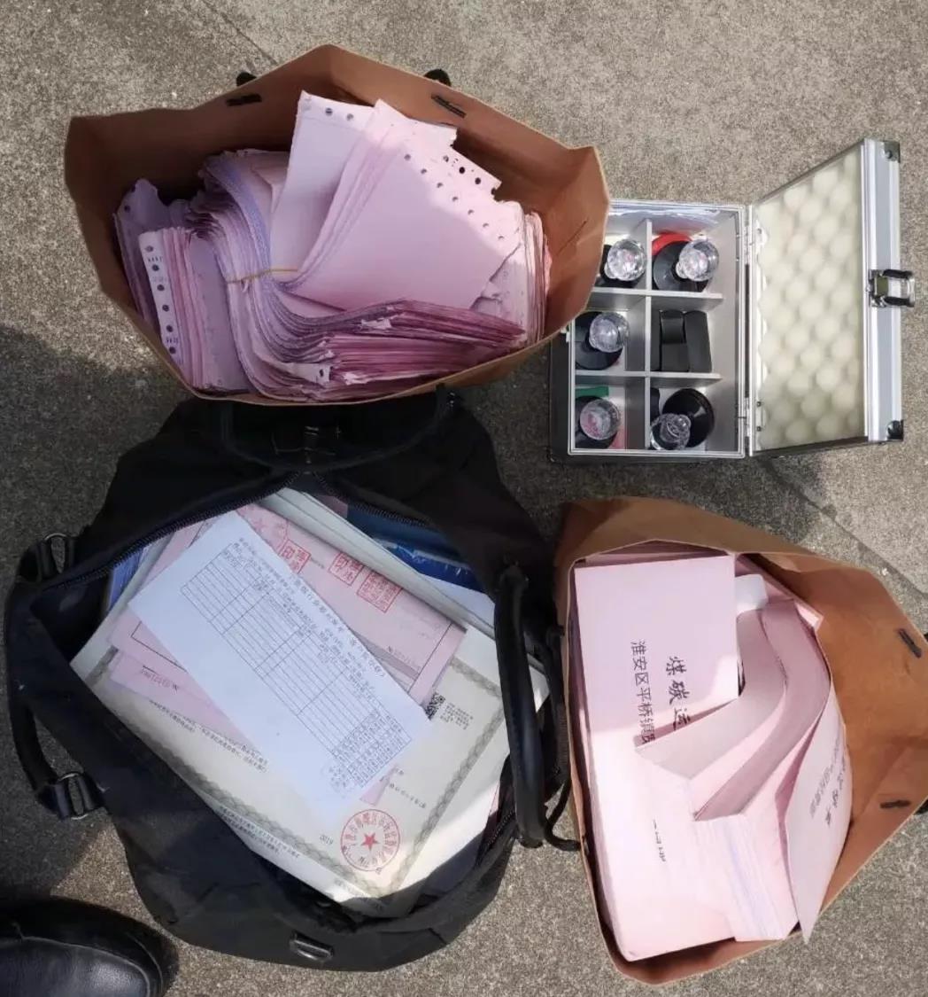 警方查獲多省市騙稅團(tuán)伙，深圳15家、寧波264家，東莞24小時(shí)查封18家工廠！
