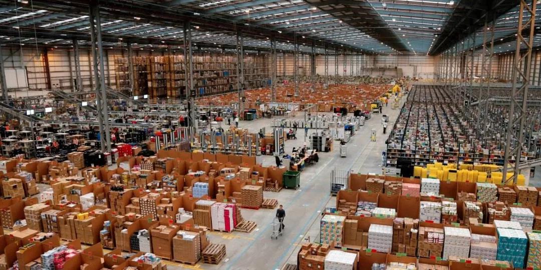 美國包裹量創(chuàng)新高！UPS、亞馬遜等暫停時(shí)效保證并漲價(jià)